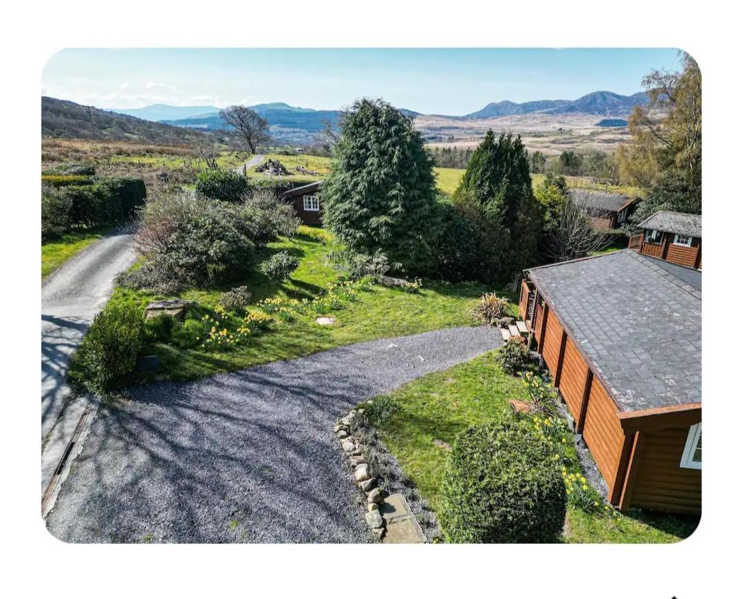Cosy Cabin In Snowdonia With Views Wi-Fi Dog Friendly & Parking Trawsfynydd Eksteriør billede